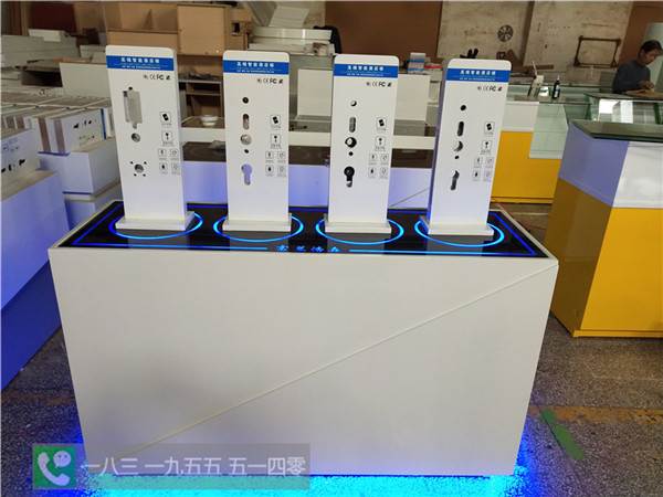 咸阳渭城新品上市创维安防门锁展示柜