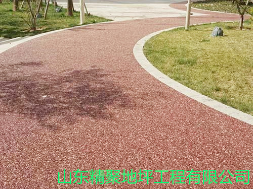 山东精聚透水地坪施工养护一体化