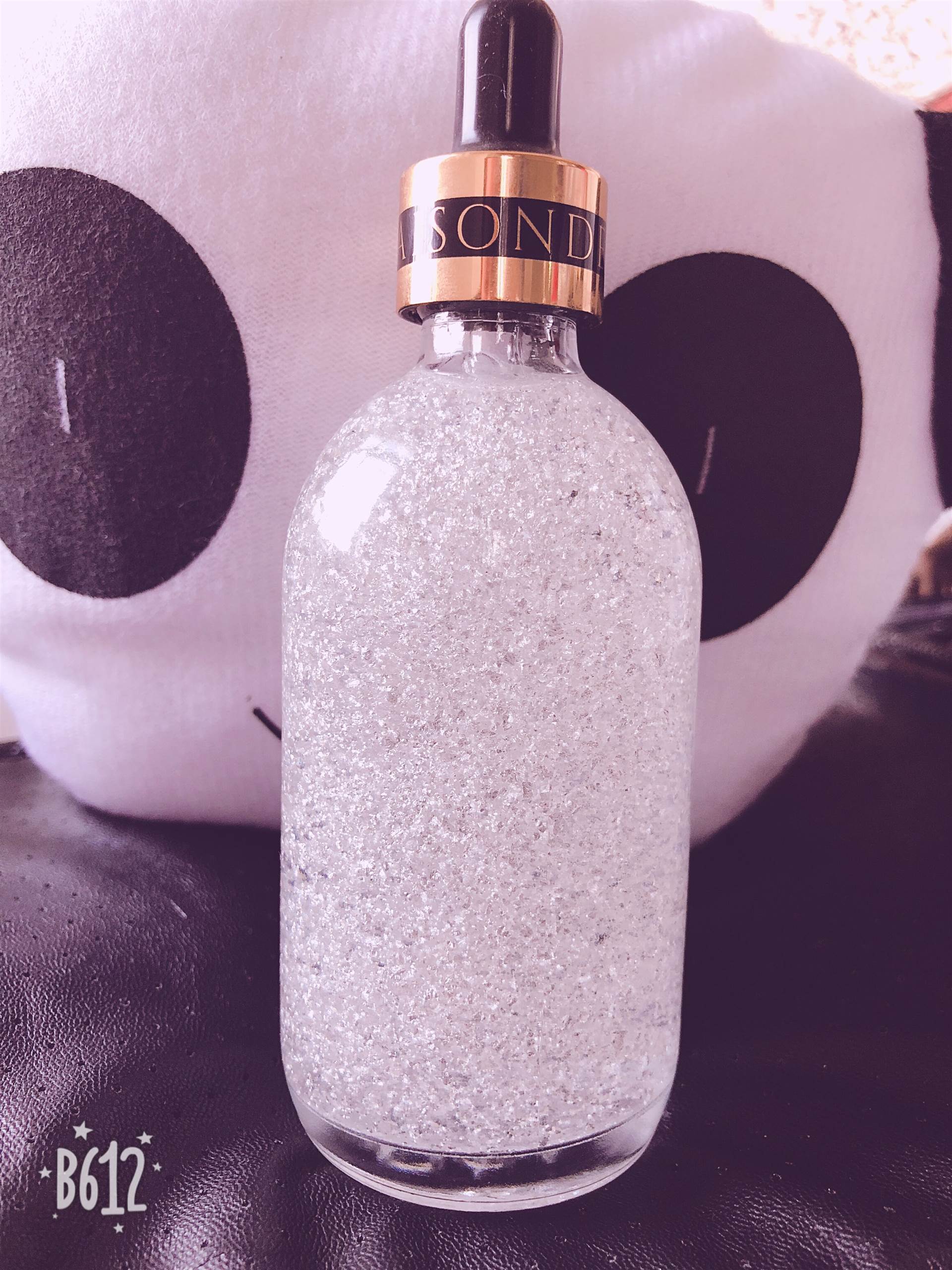 化妆品厂家OEM贴牌银箔面部精华皱纹抗衰
