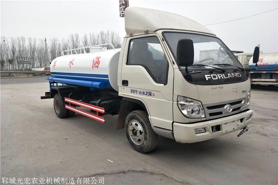 小型洒水车价格 北京三轮洒水车厂家