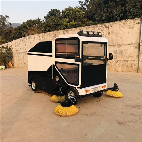 扫地车XFY-250小型驾驶式扫地机清扫车物业小区道路保洁车