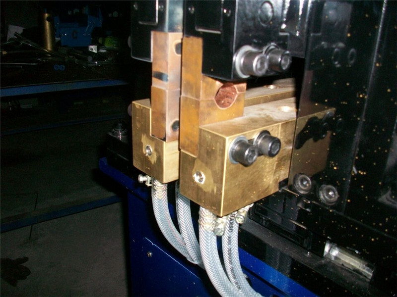 钢管自动对焊机使用方法