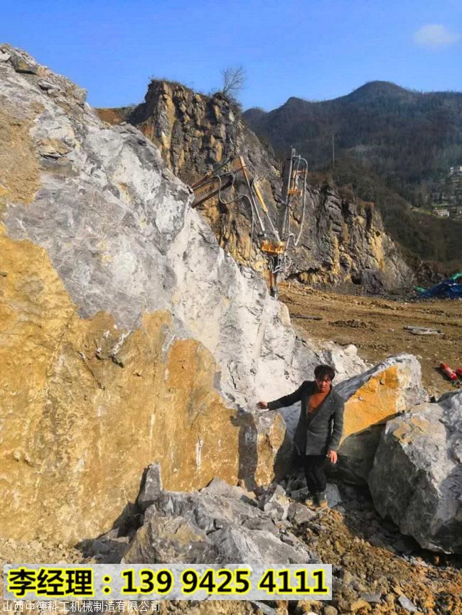 安阳石灰石矿山破石开采设备轻松破除岩石