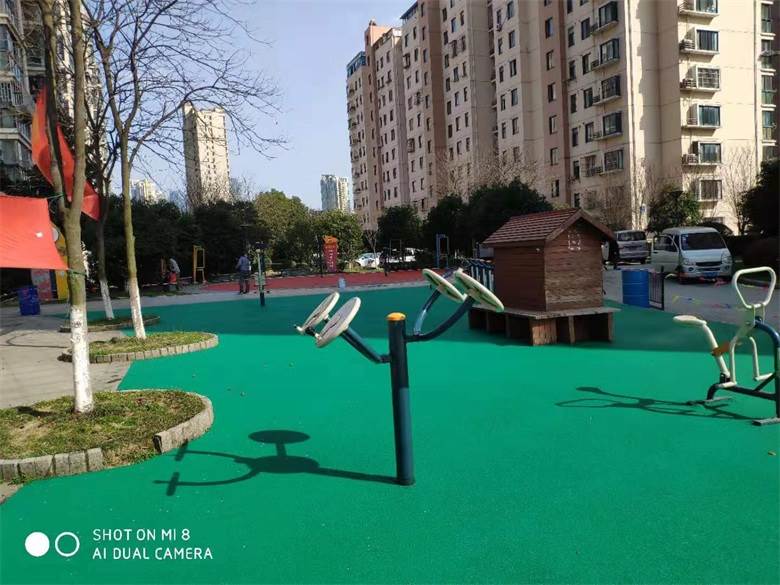 上海橡胶地坪施工方案