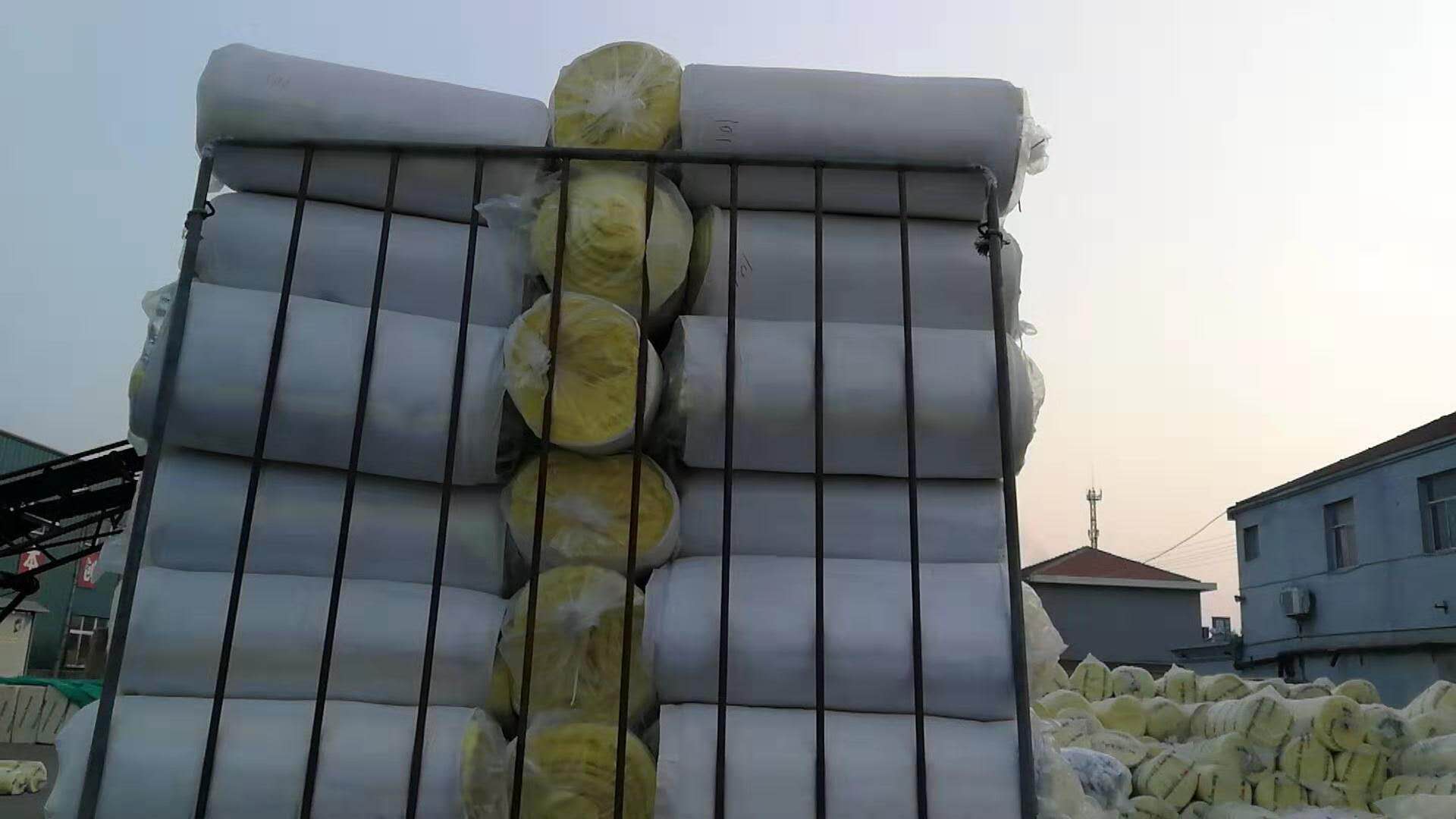山东玻璃棉毡玻璃棉板岩棉板岩棉管生产厂家
