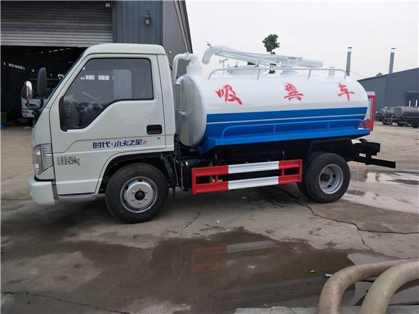廊坊小型吸粪车价格 时风3廊坊吸粪车价格
