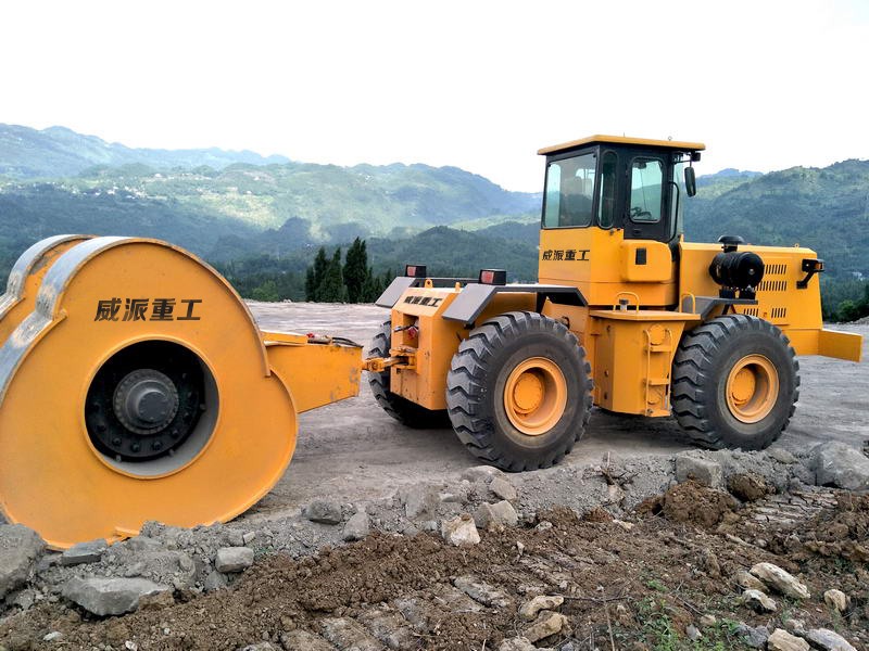 冲击压路机 威派冲击式压路机冲击碾压设备