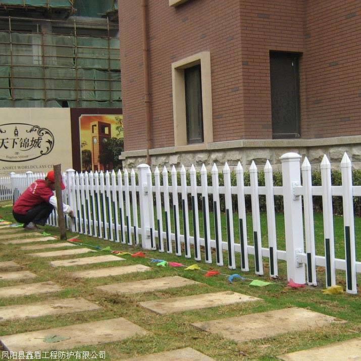 pvc草坪护栏厂家直销 江西吉安永新围墙网护栏的价格