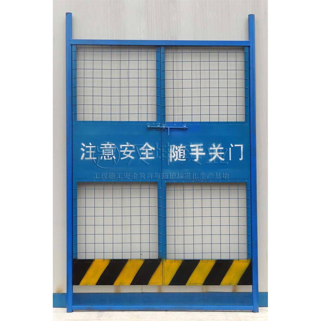 施工电梯安全防护门 施工电梯防护门厂 汉坤实业价格优惠
