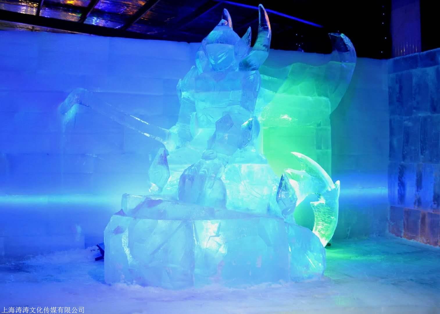 七彩冰灯打造梦幻冰世界