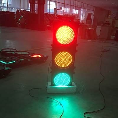 满屏交通信号灯 交通信号灯 道路交通信号灯 交通信号灯厂家