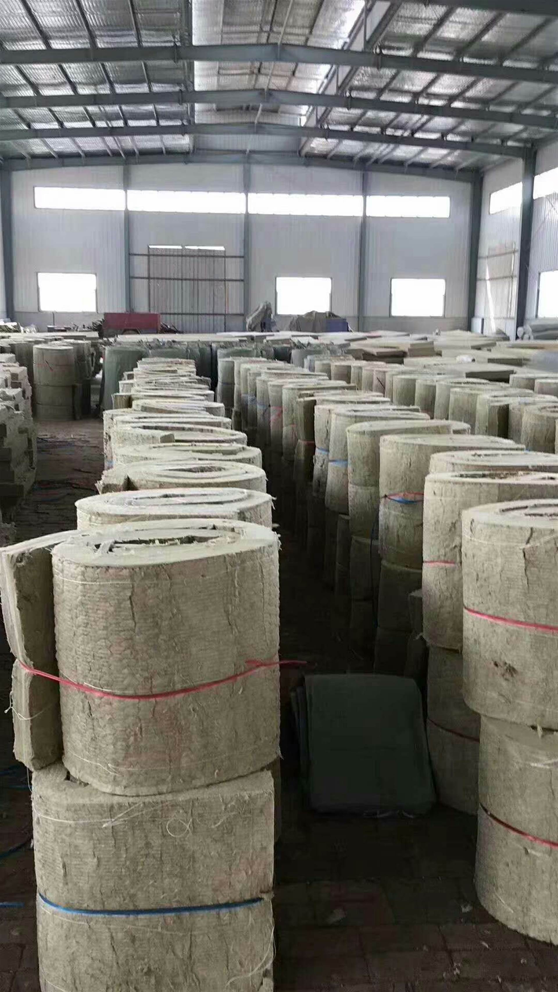 岩棉毡80公斤铝箔岩棉毡价格