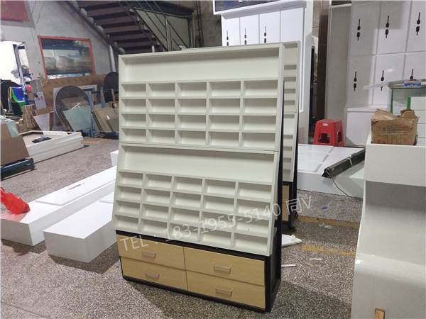 山西朔州鞋柜隐形眼镜展示架附近有做柜台的厂家吗