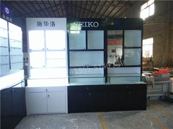 山东潍坊生态板眼镜柜/太阳镜中岛柜装修图片