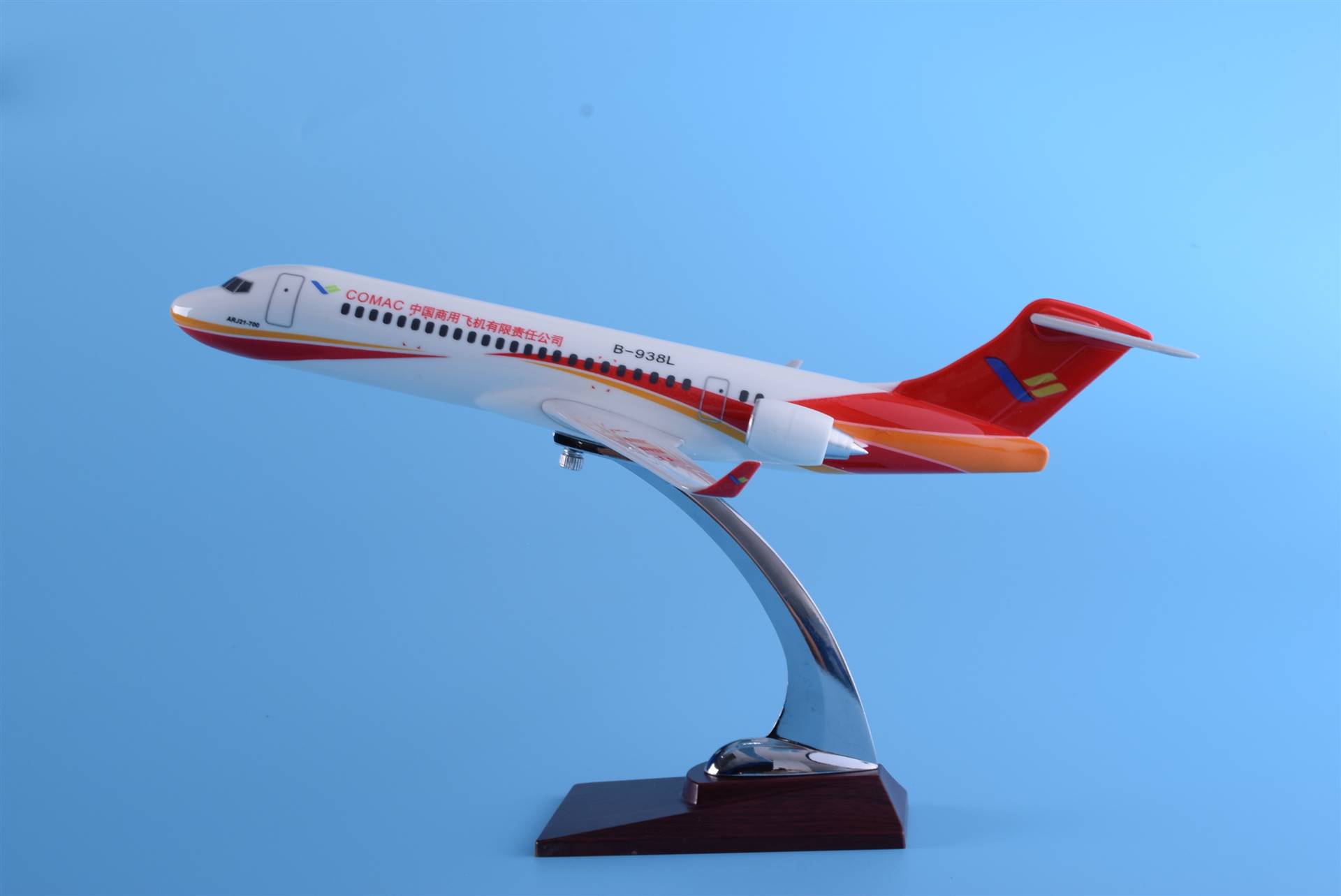 飞机模型图片航空模型厂家arj-21中国商飞树脂模型定做航空用品