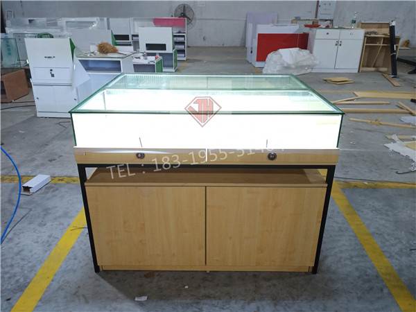 广东梅州烤漆玻璃眼镜店柜子/免漆板立式铁架铁木结合