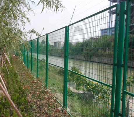 框架护栏网价格