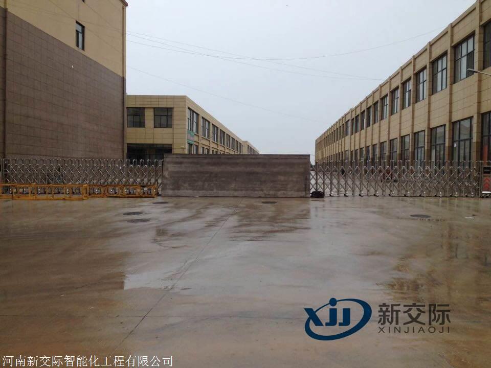 乐鱼体育-LEYU乐鱼体育官方网站-LEYU SPORTS郑州门伸缩门厂家 伸缩门的价格 三门厂家-搜了网