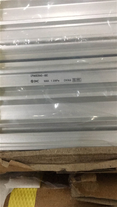 MDBT63-100Z-M9BLS，日本SMC单杆型气缸经久耐用