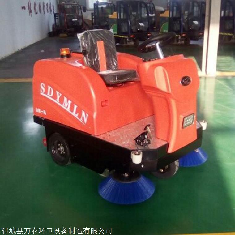 道路清扫车多少钱一辆
