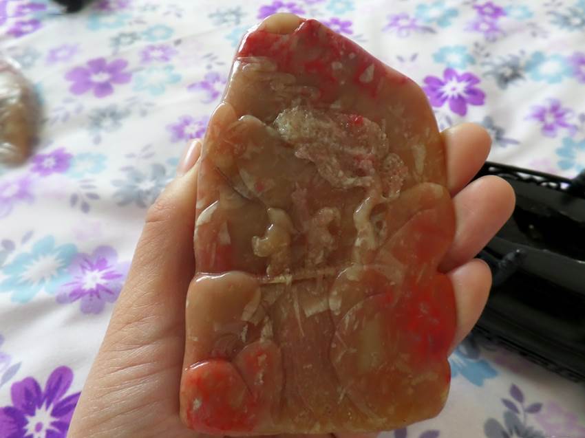 巴林鸡血石现在能快速销售吗