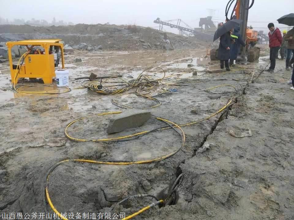 山东章丘不用放炮怎样破岩石产量高 岩石杏耀登陆下载机