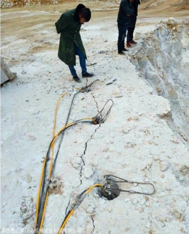 新疆图木舒克矿山开采石灰岩设备分石机 岩石凤凰彩票app手机版机