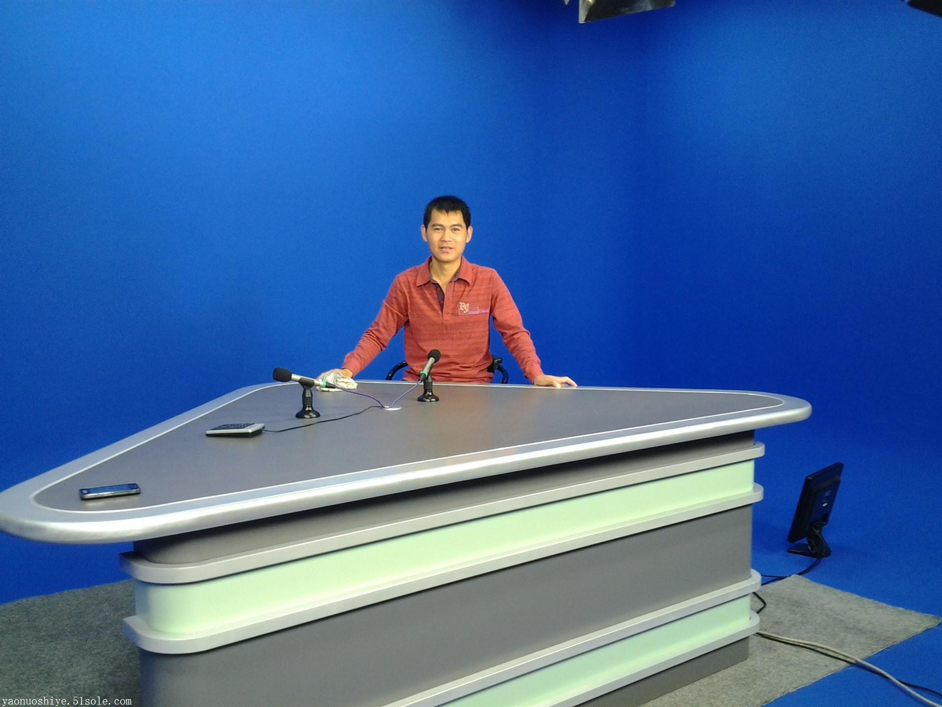 定制演播室播音桌广播桌访谈桌