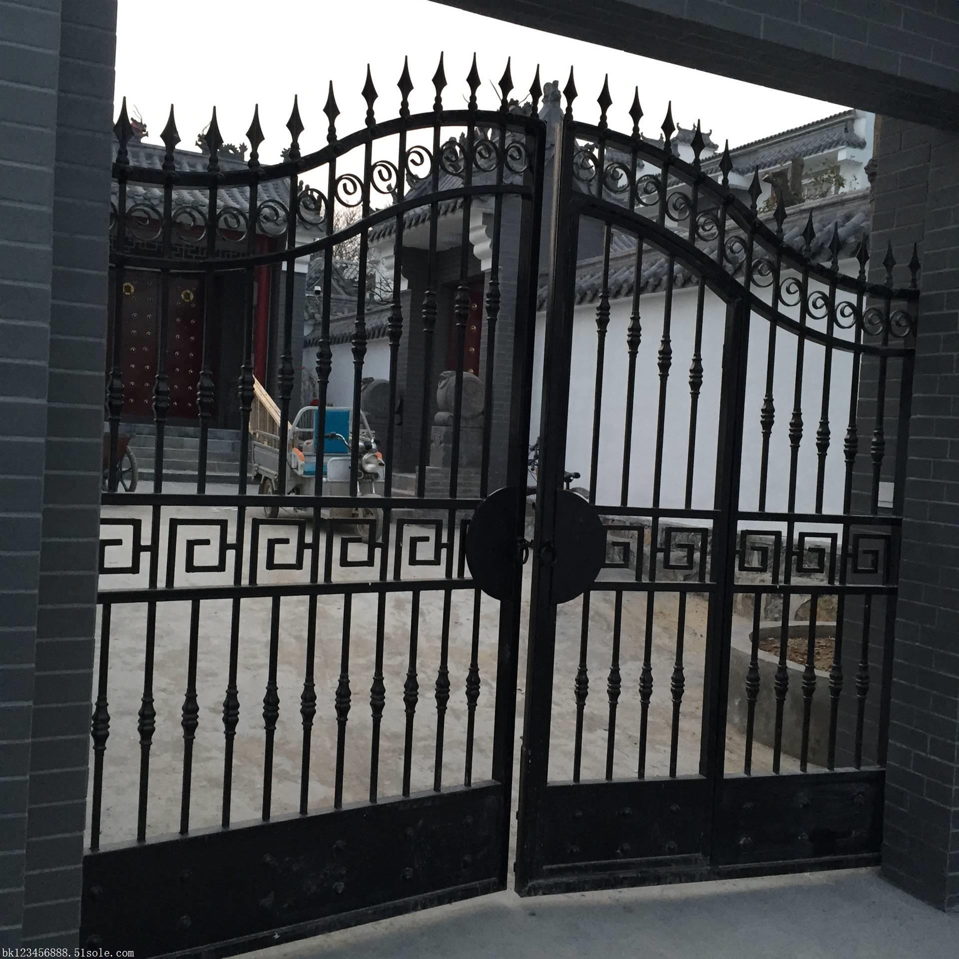 天津铁艺大门天津别墅铁艺围栏供应制造商