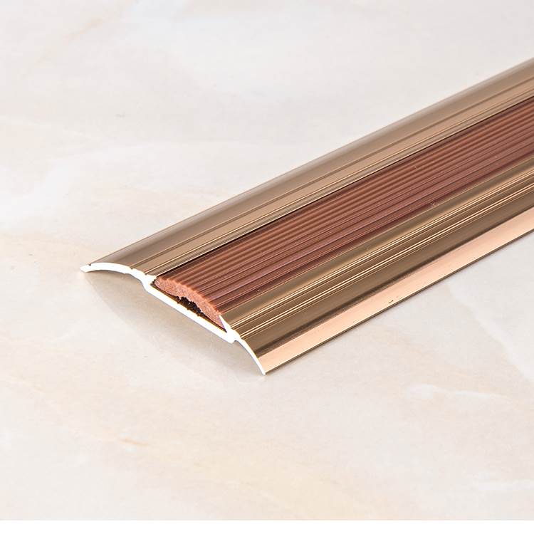 门槛接缝铝合金高低压条 峰帆调节高低扣条  产品名称:地板高低扣压条