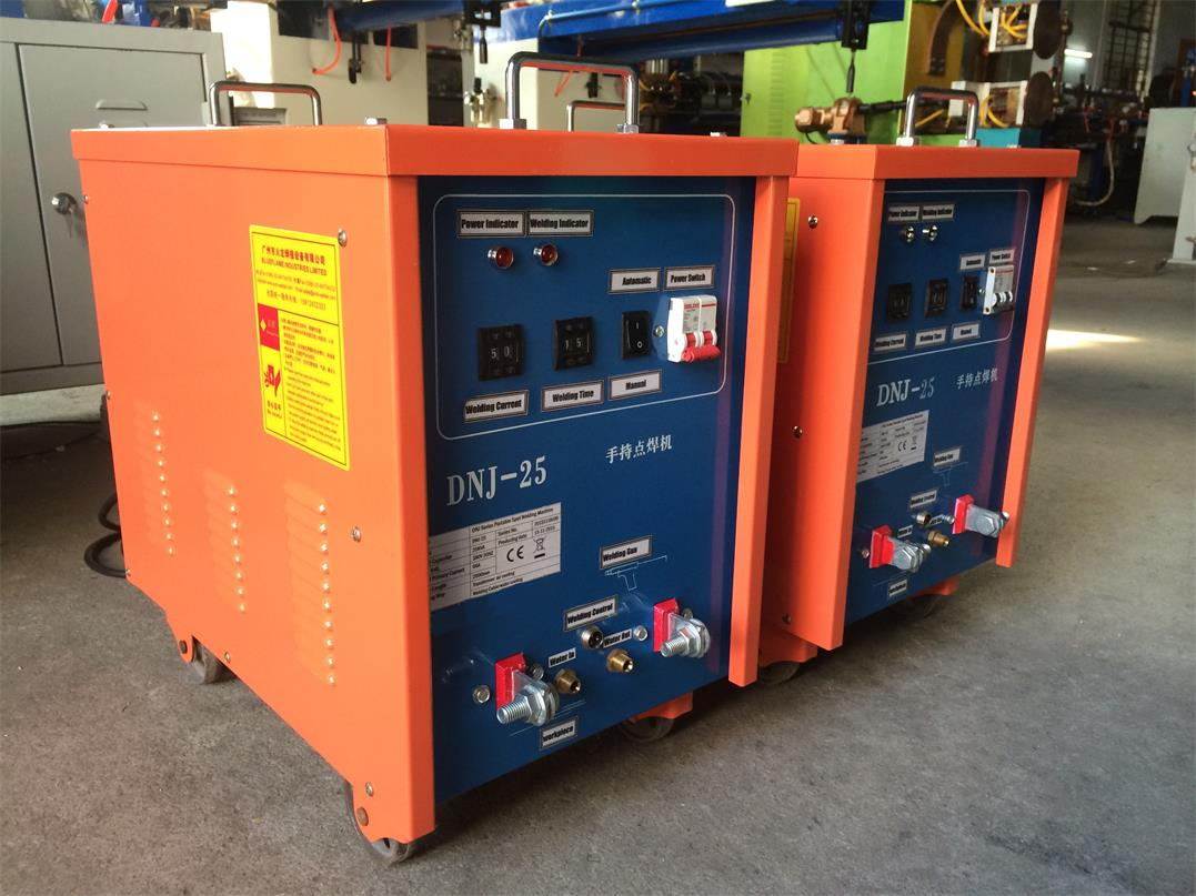 钢制家具不锈钢制品防盗门生产厨房设备及钢丝网片焊机