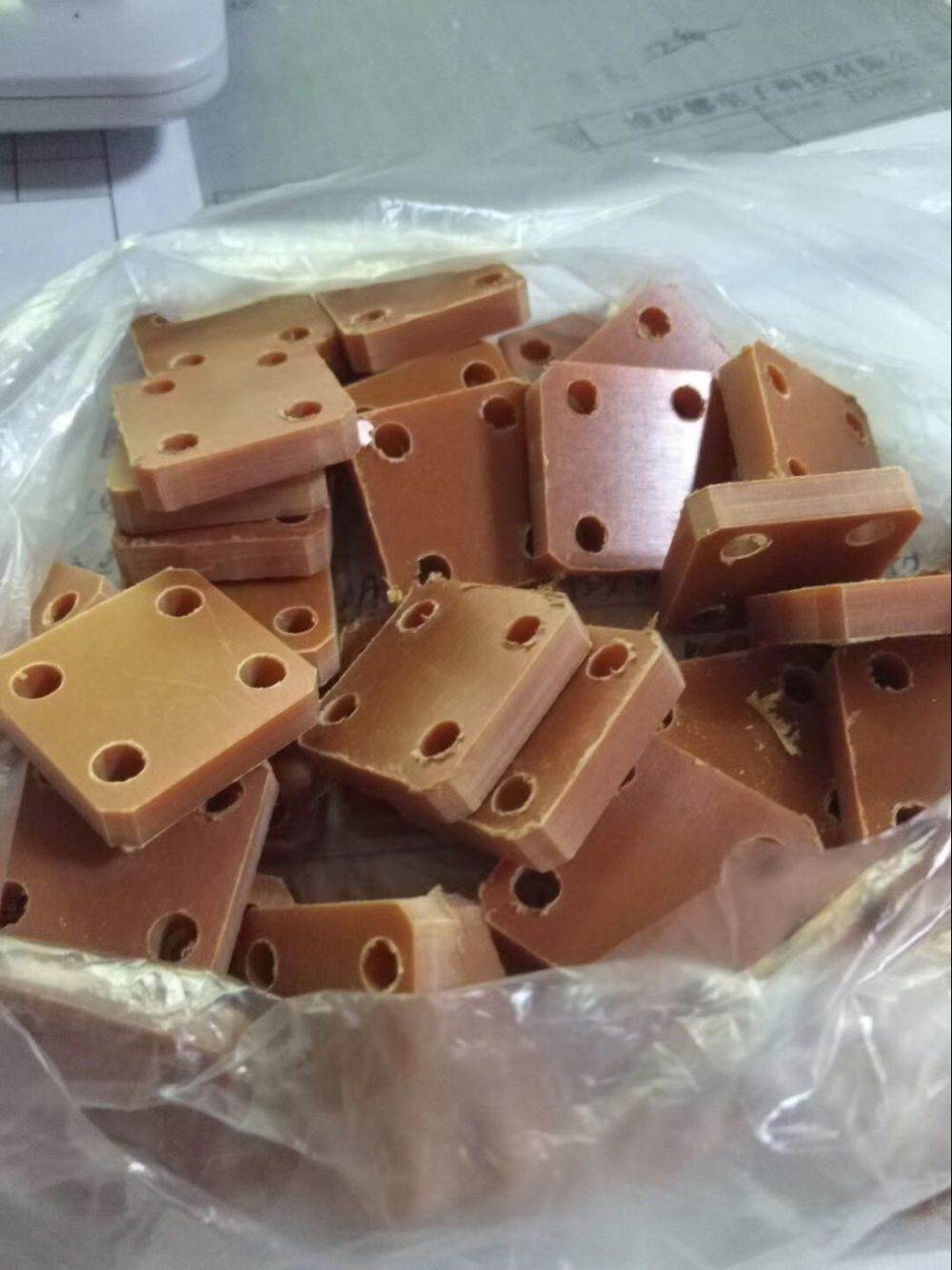 红色电木板 - 东莞市龙凤塑料绝缘材料有限公司