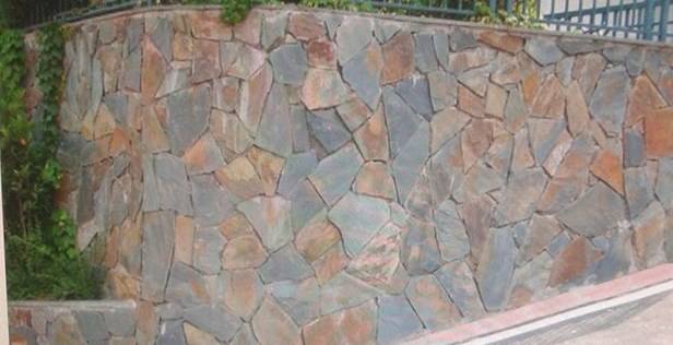 青石板自然面图片天然石材自然面青石板乱型碎