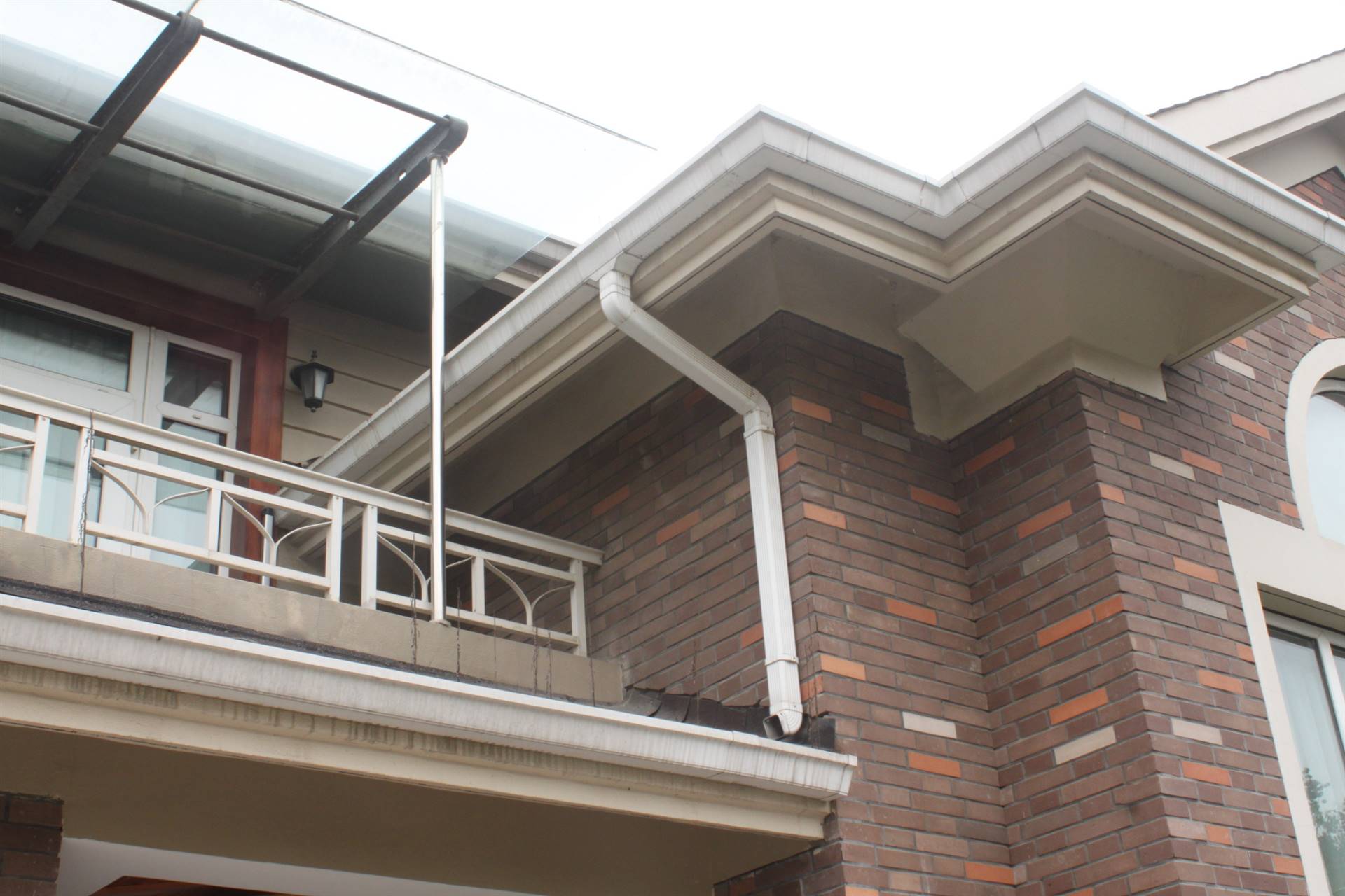 南通天沟镇江天沟pvc雨水管规格檐沟雨水斗安徽落水系统