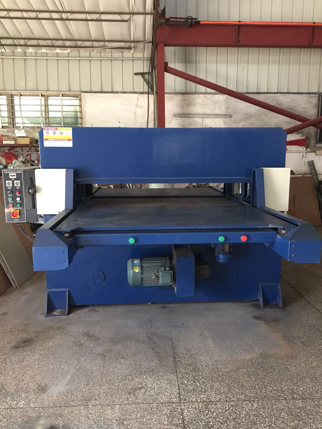 广东 四柱油压裁断机 吸塑冲床厂家直销