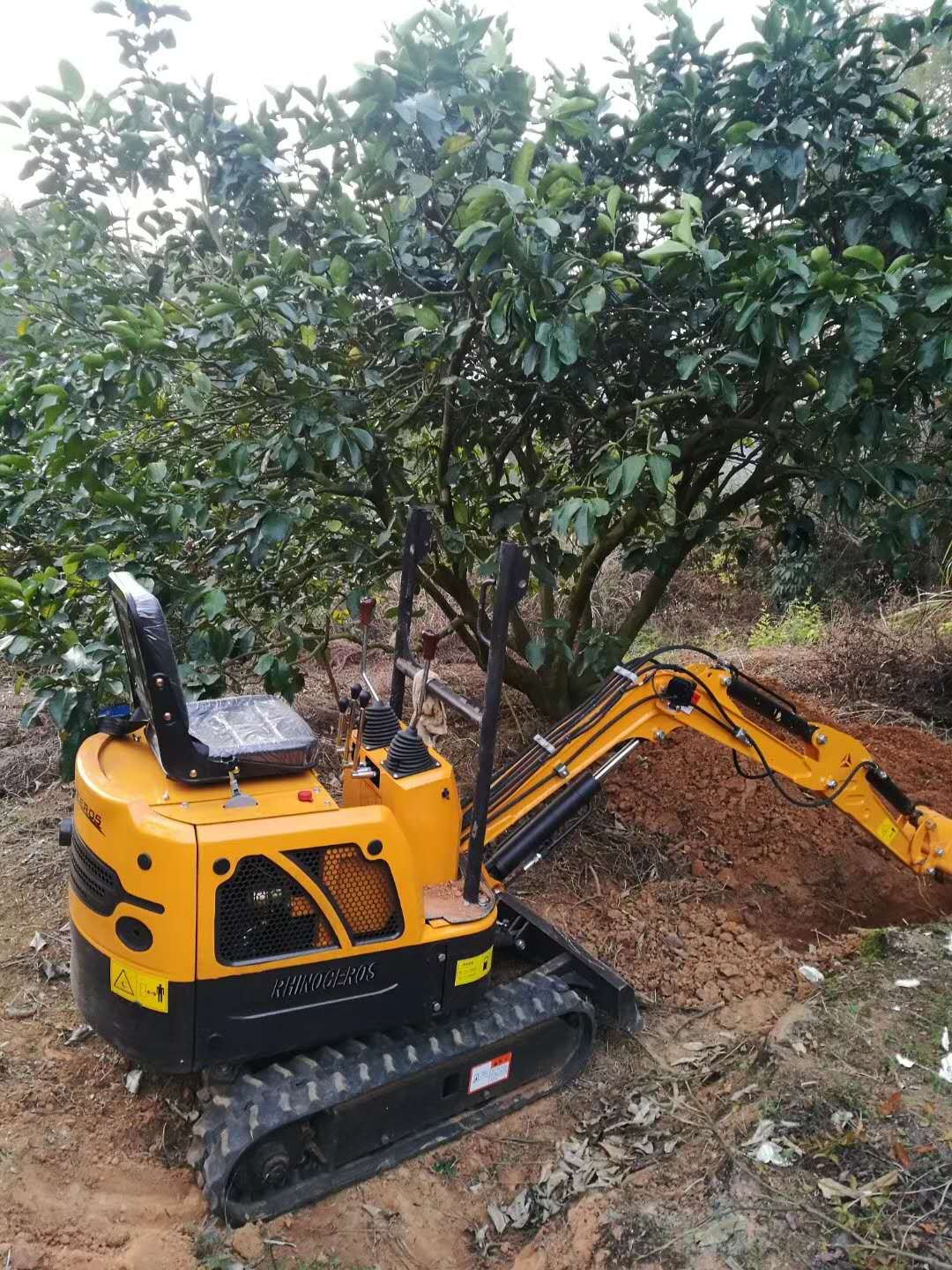 農用多功能微型挖掘機 山創迷你挖掘機