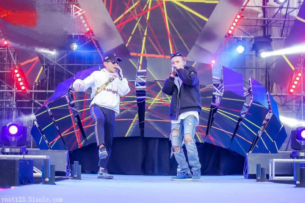 说唱歌手,嘻哈说唱组合,嘻哈说唱rap,说唱,说唱组合,说唱团体,bbox