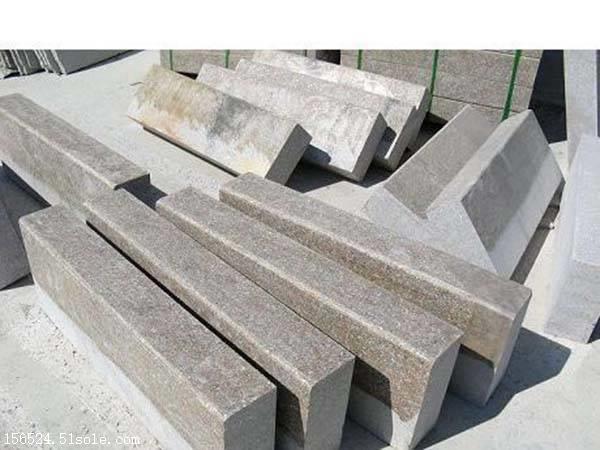 路侧石石材施工方法