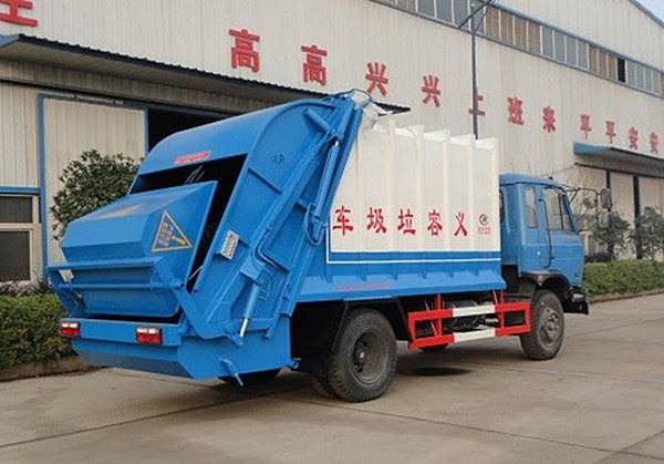 老款东风10方压缩垃圾车