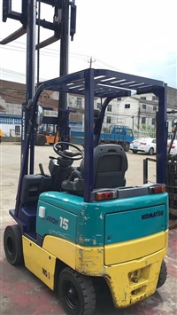 供应小松1.5吨电瓶叉车小松电瓶叉车