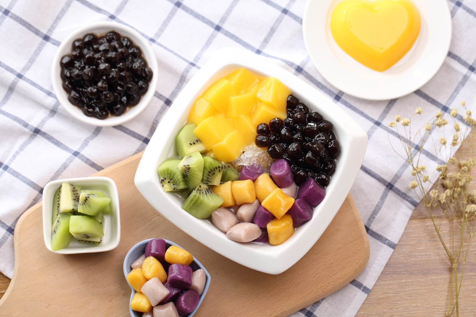 芋圆甜品奶茶甜品冷冻芋圆速冻芋圆芋圆批发