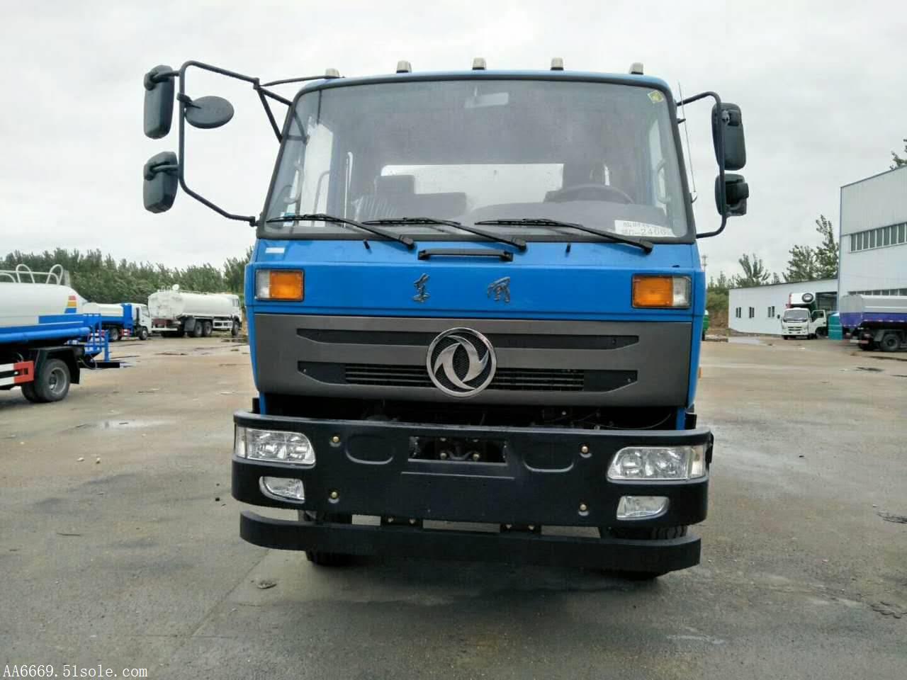 东风145 12吨洒水车