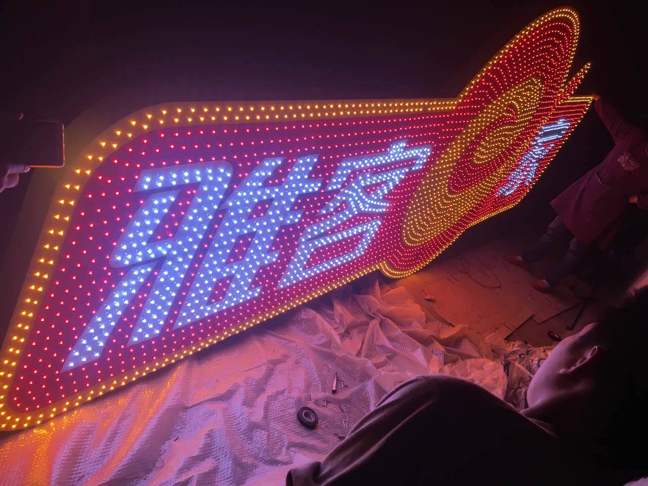 山东冲孔发光字定制