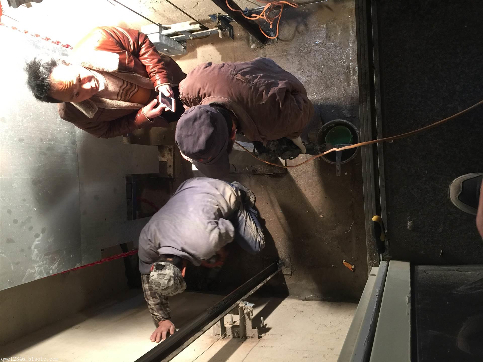 电梯井堵漏多少钱/山东电梯井堵漏公司