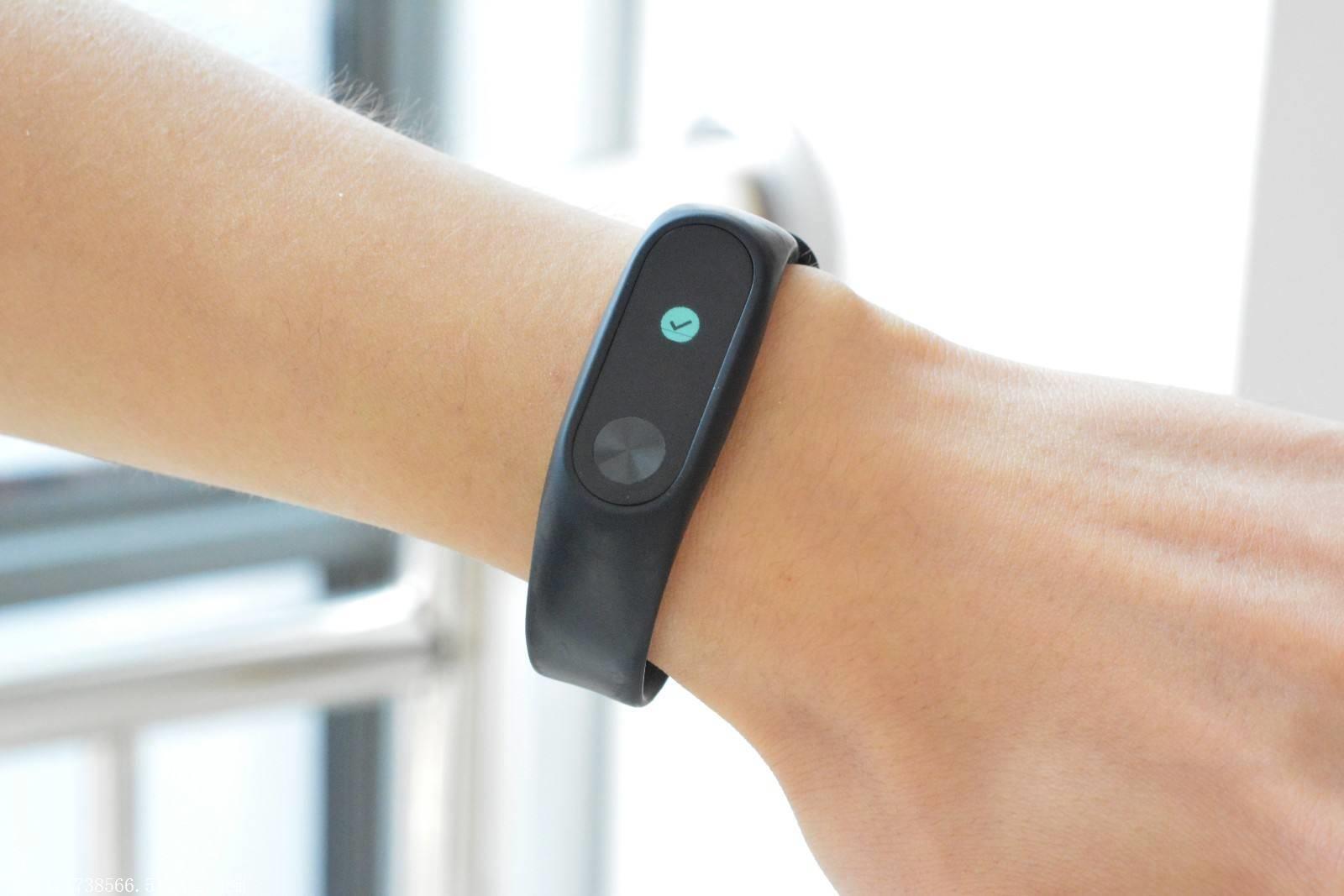 具有考勤,签到等功能校园考勤手环app定制开发