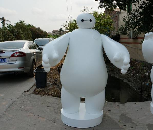 玻璃钢卡通动漫大白雕塑 游乐园雕塑批发