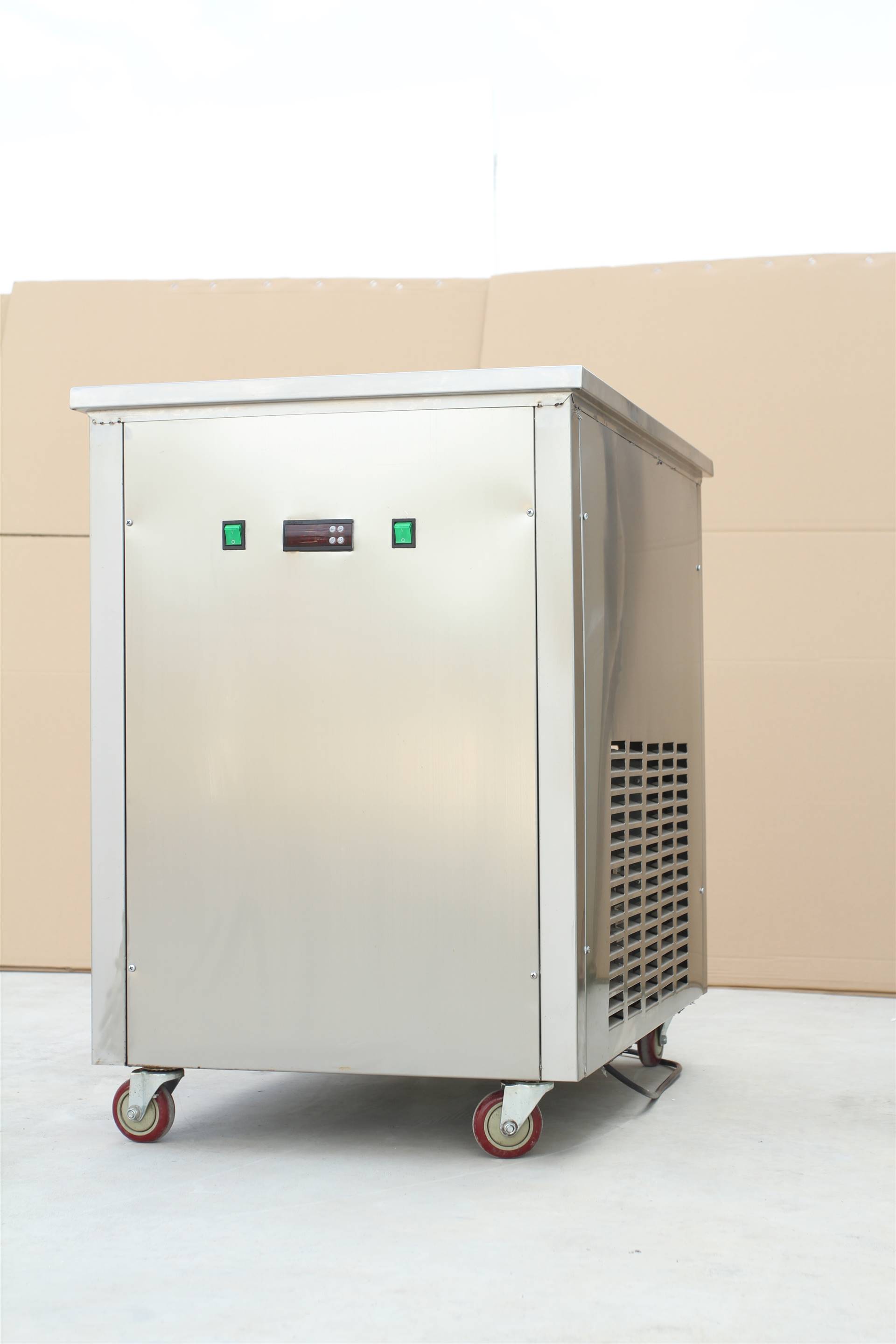 做冰棒雪糕的机器|制作水果味雪糕机器|单模手工冰棒成型机