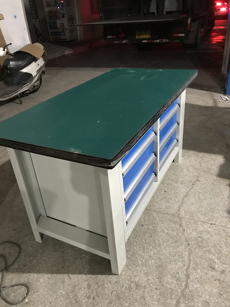钳工工作台台