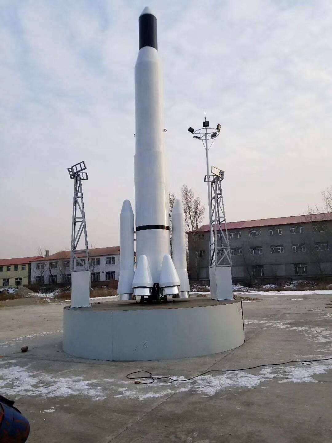 升空火箭出租,一手厂家展览设备租赁