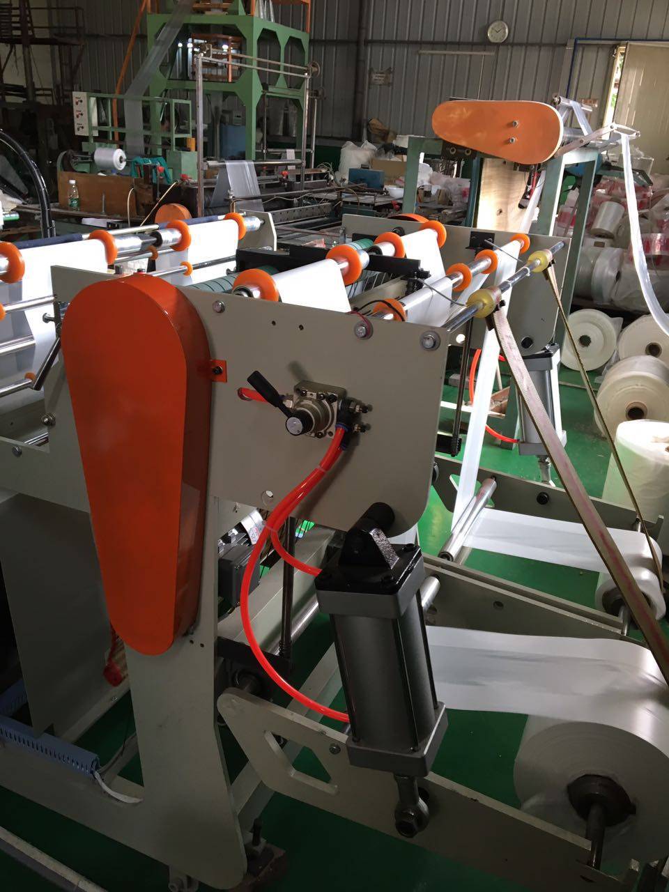 双层八封背心袋制袋机